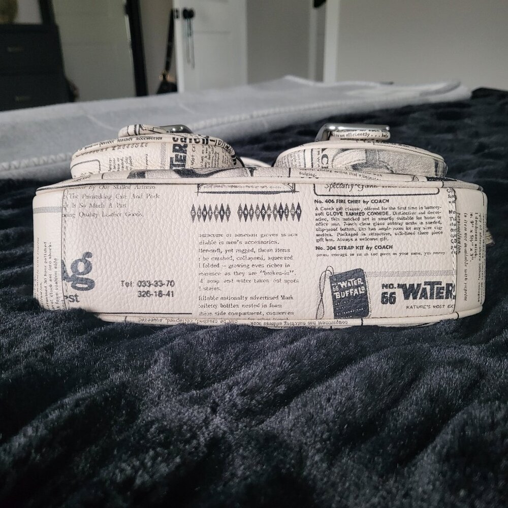 Coach Ashton Shoulder Bag With Newspaper Print NWT - Picture 5 of 5